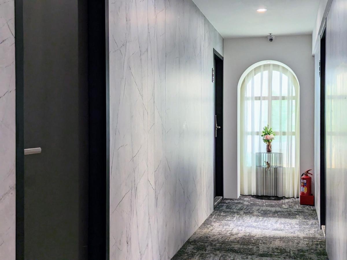K Hotel - Yizhong تايتشونغ المظهر الخارجي الصورة