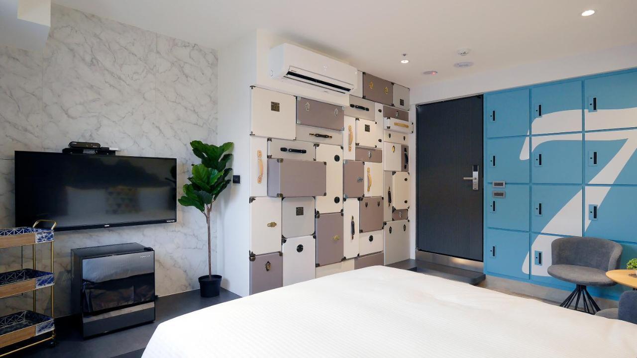 K Hotel - Yizhong تايتشونغ المظهر الخارجي الصورة